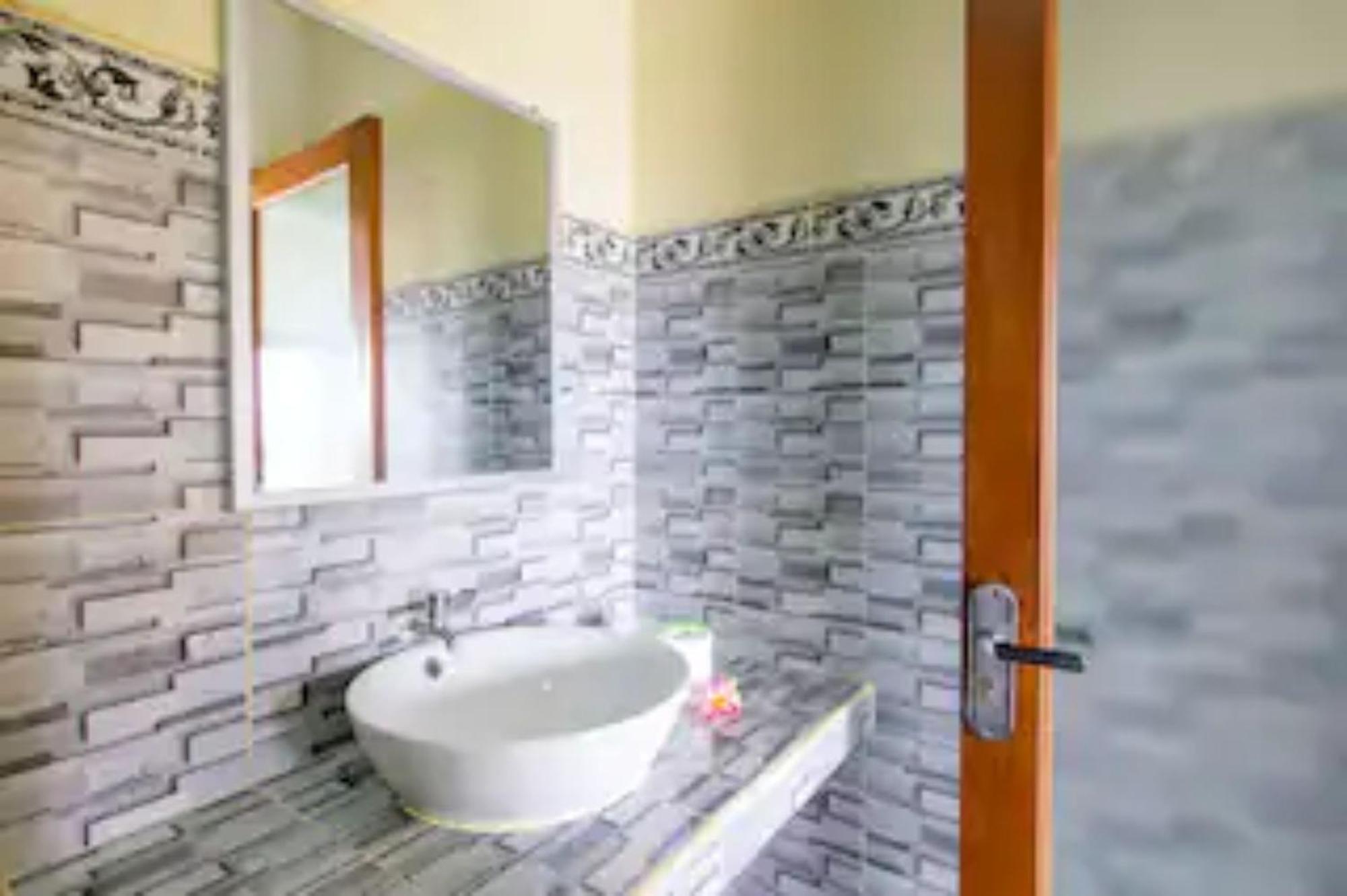 Pondok Lulik Homestay Canggu Dış mekan fotoğraf